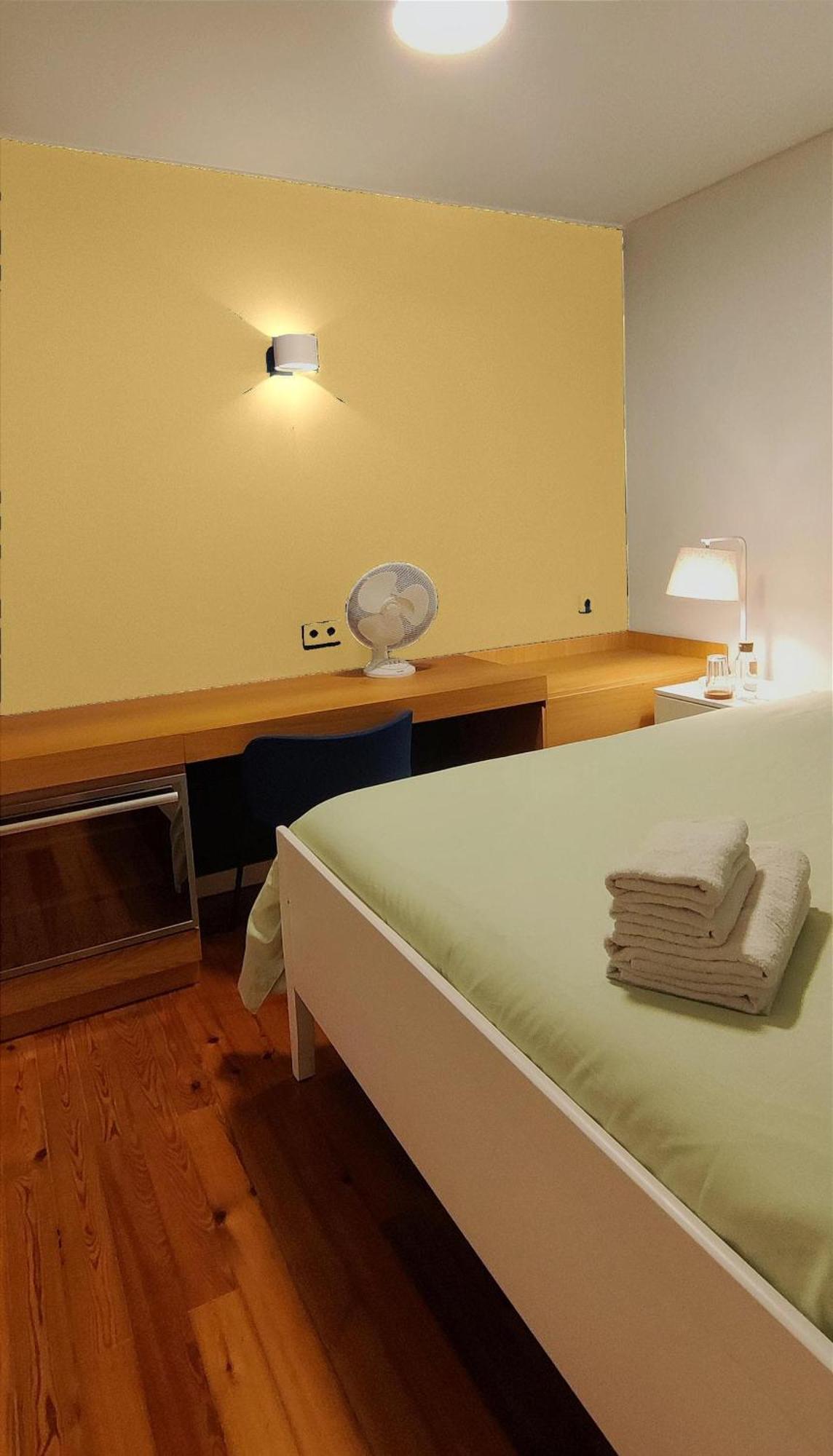 Shared Accommodation In Bairro Alto - Chiado Lisboa Ngoại thất bức ảnh